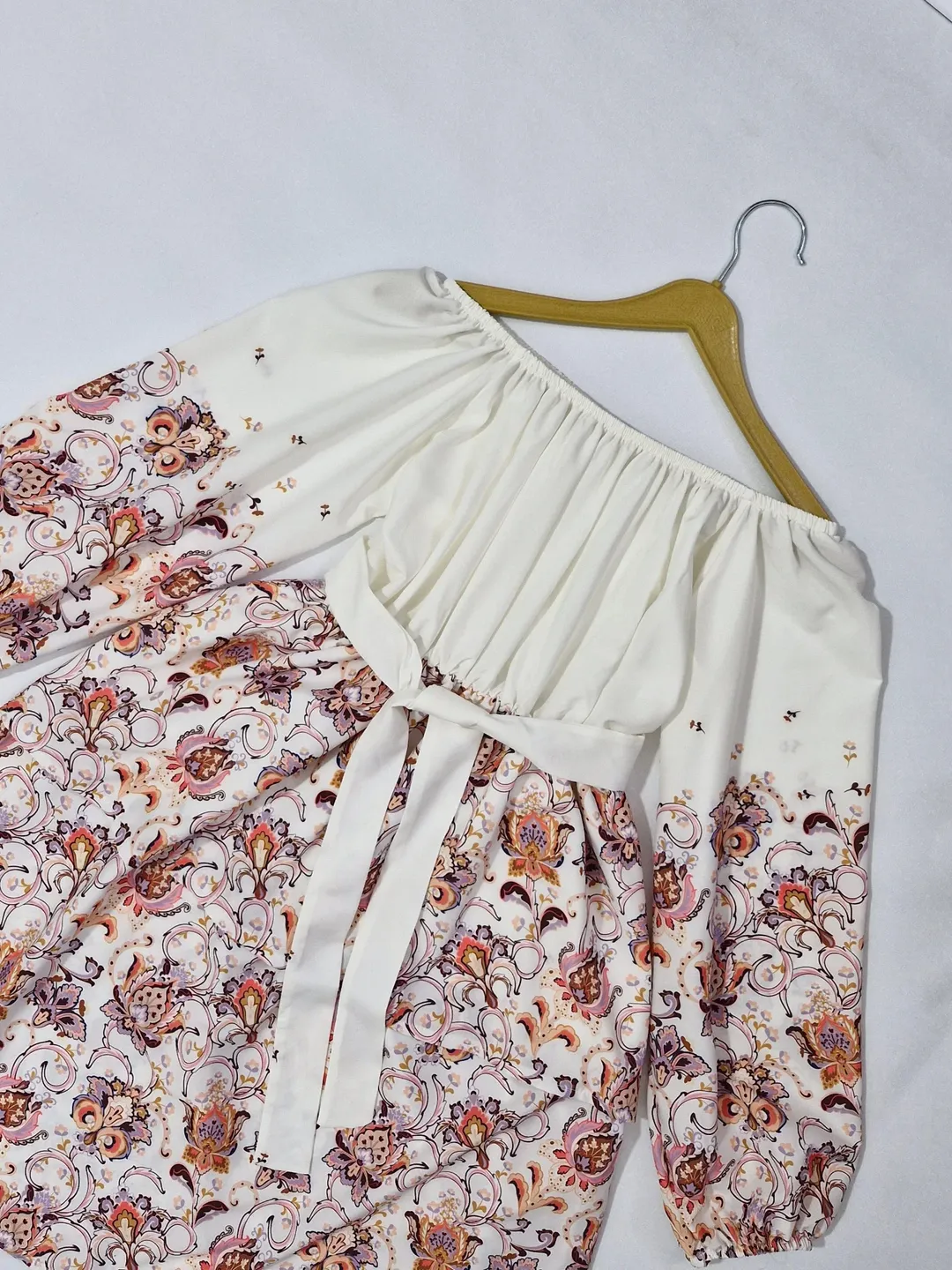 پیراهن ساحلی کوتاه آستین بلند زنانه طرح سنتی با دامن دوطبقه